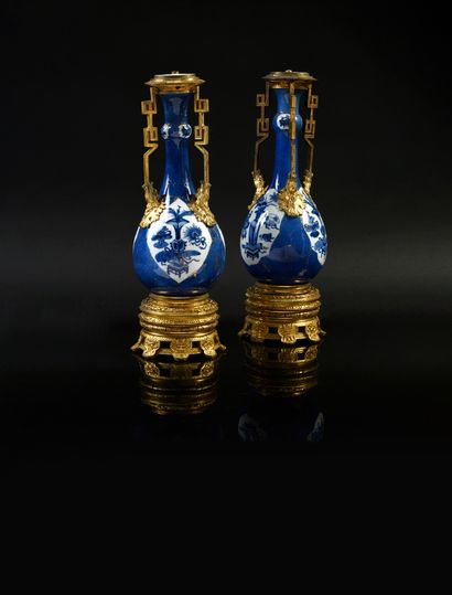 A pair of Chinese porcelain vases of baluster...