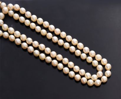 Collier de perles de cultures (8 mm environ)...