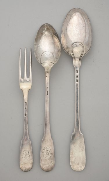 null Silver stewing spoon and fork of the uni-flat model, the spatula engraved later...