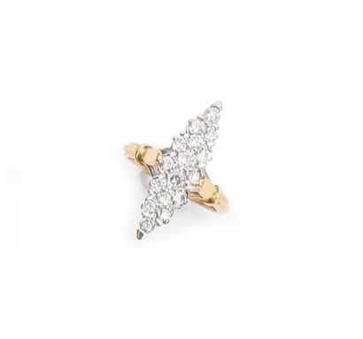 null Marquise ring in 18k gold paved with brilliant-cut diamonds. French work around...
