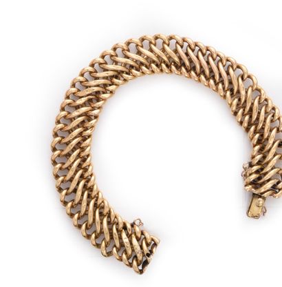 Bracelet en or 750e (18k), composé d'une...