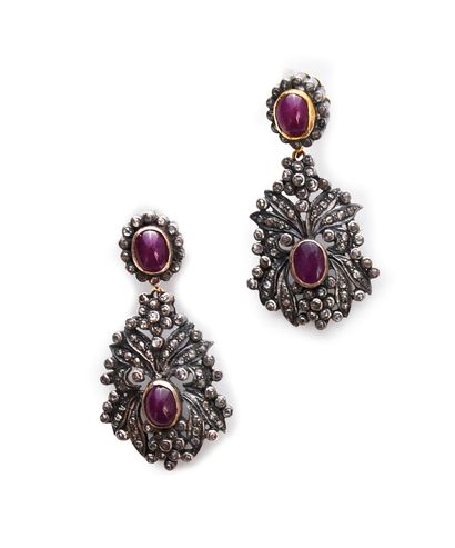 Pair of earrings in 18k gold and 925 silver,...