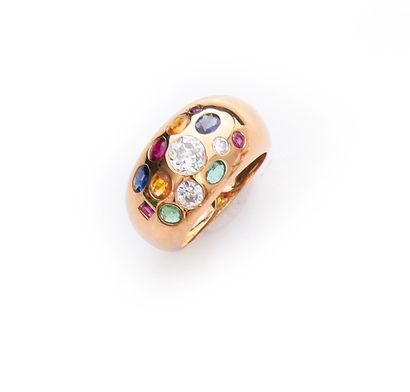 null Ring in 18k gold set with old-cut diamonds (the main one about 0.4 cts), sapphires,...