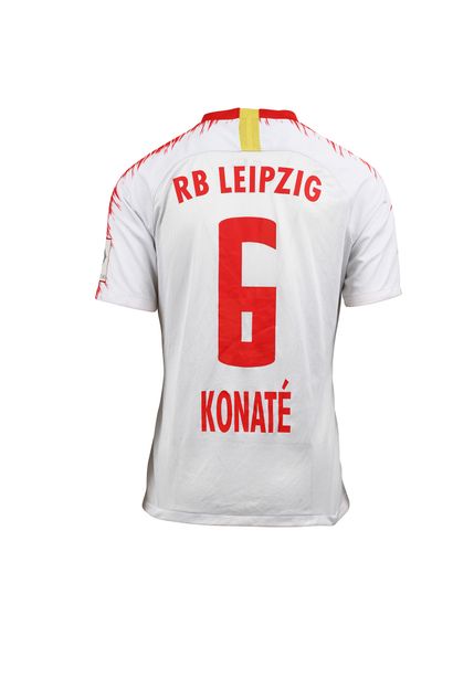 null Ibrahima Konaté. Défenseur. Maillot N°6 du RB Leipzig porté lors de la saison...