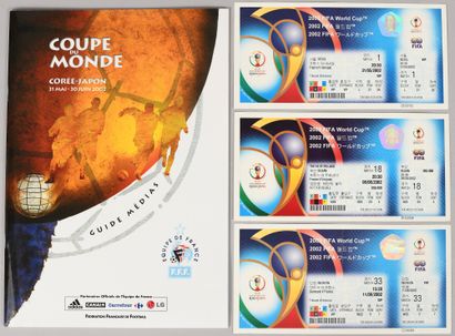 null Ensemble des 3 billets officiels de l'Équipe de France pour la Coupe du Monde...