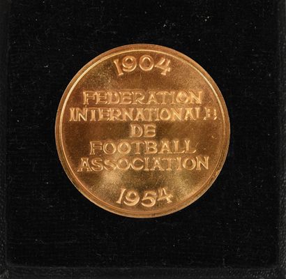 null Médaille commémorative pour le jubilé de la Fifa (1904-1954) éditée pour le...