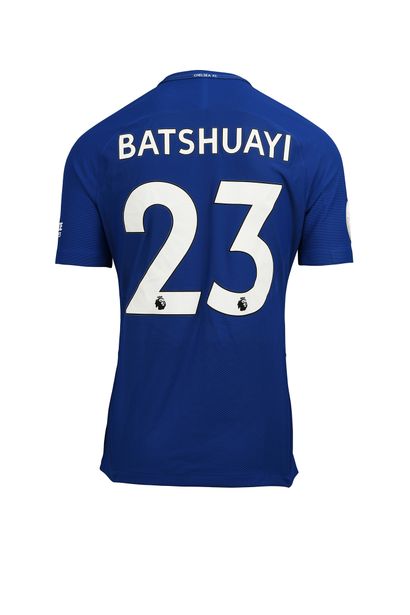 null Michy Batshuayi. Attaquant. Maillot N°23 du Chelsea FC pour la saison 2017-2018...