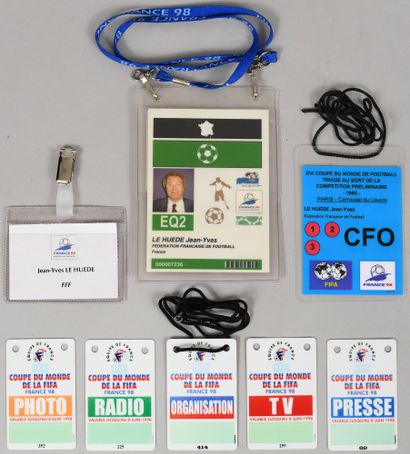 null Accréditations et passes officiels accès zones pour la Coupe du Monde 1998 en...