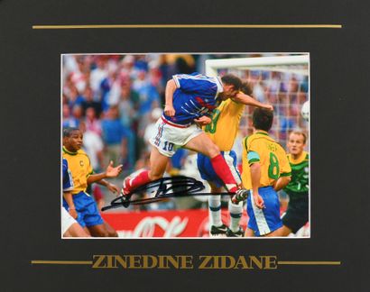 Zinédine Zidane. Autographe authentique du...