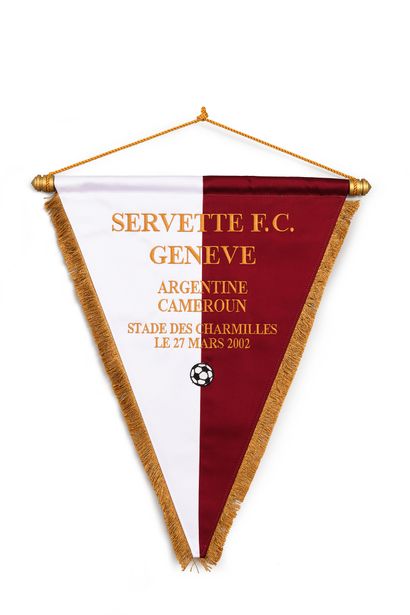 null Fanion officiel offert par le Servette de Genève pour la rencontre amicale entre...