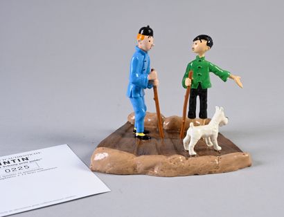 PIXI Tintin

HERGE 

Tintin et Tchang petit guide.

Référence 46218

Avec boite thermoformée...
