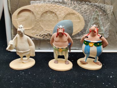 UDERZO/PIXI Asterix 

UDERZO / PIXI 

Collection : UDERZO : Asterix

Evolution Obelix...
