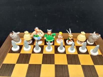UDERZO/PIXI Astérix et Obélix

UDERZO / PIXI 

Grand jeu d'échecs Astérix. Sans certificat...
