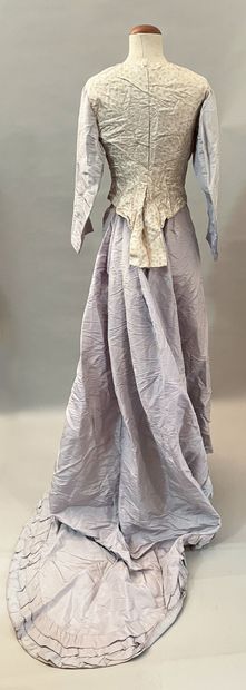 null Part of a bourgeois wardrobe, circa 1870-1900, a day dress with a turn in sky...