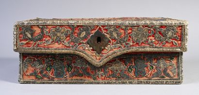 null Embroidered velvet mailbox, Turkey, late eighteenth-early nineteenth century,...