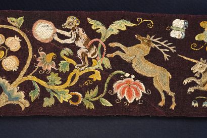 null Part of embroidered bed slope, Germany or Switzerland, beginning of the XVIIth...