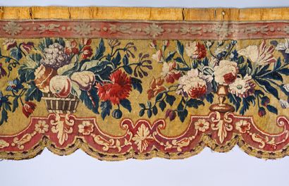 null Pente de lit en tapisserie, époque Louis XIV, tapisserie laine et soie à décor...