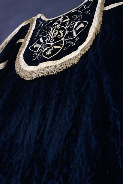 null Embroidered cape, circa 1920-1930, midnight blue moiré cotton velvet, hood with...