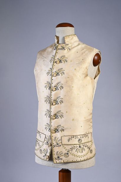 null Embroidered vest, late eighteenth century, straight jacket in cream silk taffeta...