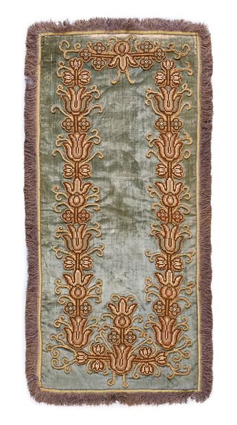 null Three small carpets in silk velvet decorated with embroidery in points, style...