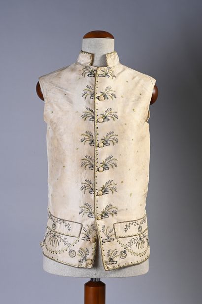 null Embroidered vest, late eighteenth century, straight jacket in cream silk taffeta...