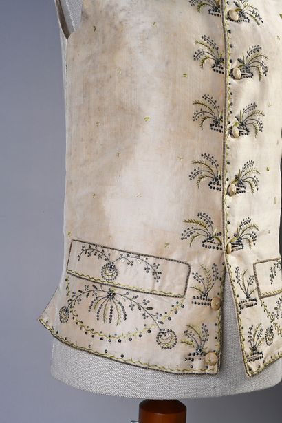 null Embroidered vest, late eighteenth century, straight jacket in cream silk taffeta...