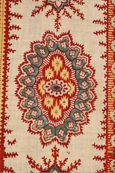 null Mouchoir de cou, XIXe siècle, toile de coton crème imprimée à décor d'un semis...