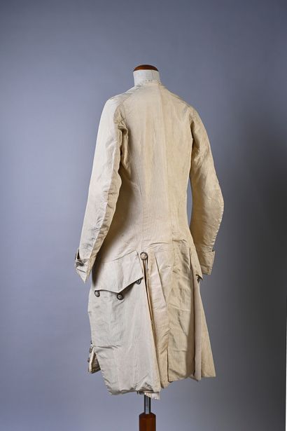 null French suit complete, circa 1770, suit, vest and breeches with buttoned bridge...