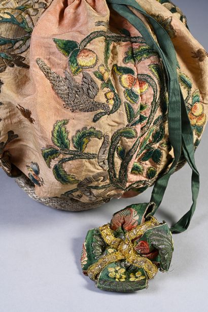 null Rare embroidered bag, first third of the eighteenth century, wholesale bag of...