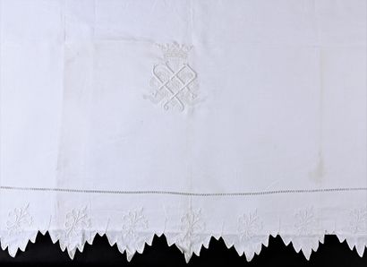 null Sheet embroidered with fleur-de-lis and marquis crown, 2nd half of the 19th...