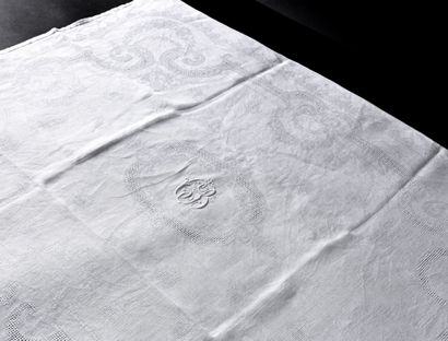 null Three suites of damask towels, 1st half of the 20th century.
In cotton damask...