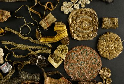 null Gold and silver passementerie, braids and embroideries of applications, 18th...