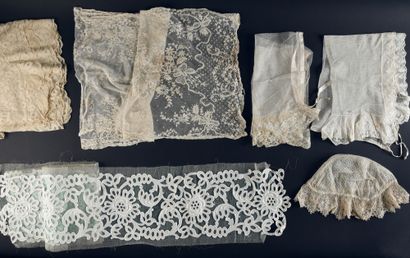 null Voilettes, lace stoles, 2nd half of the 19th century.

Two voilettes in cotton...