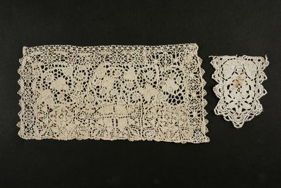 null Two needle laces, England, 1st half of the 17th century.

In light ivory color...