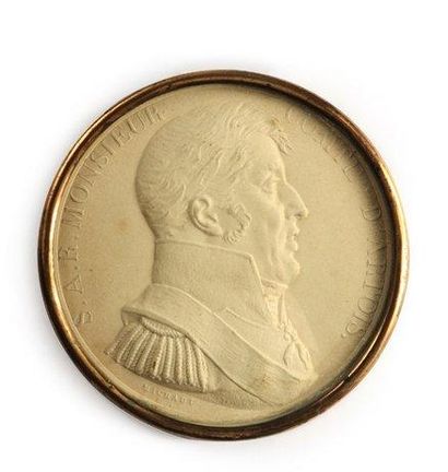 null Charles X, roi de France (1824-1830). Médaillon rond conservé sous verre, cerclé...