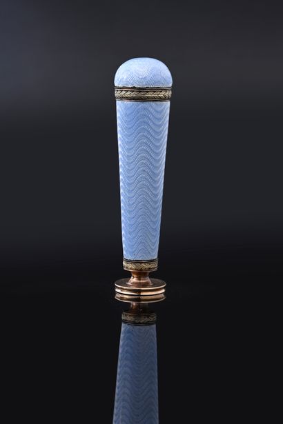 null OFFICE KIT.
Attributed to FABERGÉ, Moscow, 1908-1917.
Composed of a letter opener...