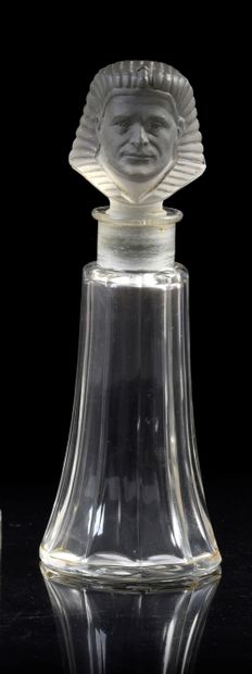 null Bichara (années 1920)
Flacon en cristal incolore pressé moulé de Baccarat de...