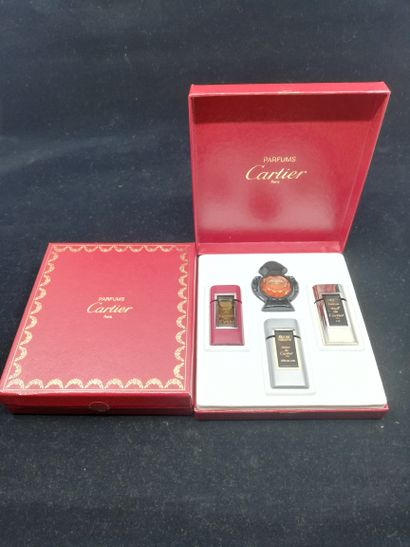 Cartier – (années 1990)

Deux coffrets promotionnels...
