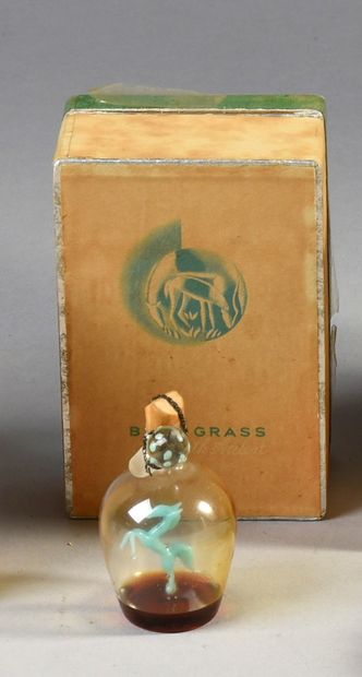 null ELIZABETH ARDEN
« Blue Grass » - (1935)
Très rare présentation datant des années...
