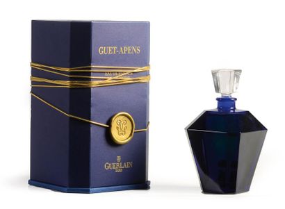 GUERLAIN «Guêt-Apens» - (1998) Présenté dans son coffret «cheminée cubique» en carton...