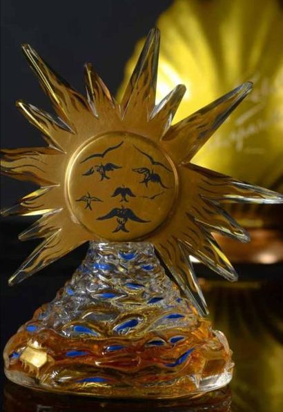 SCHIAPARELLI «Le Roy Soleil» - (1946) Spectaculaire flacon surréaliste en cristal...
