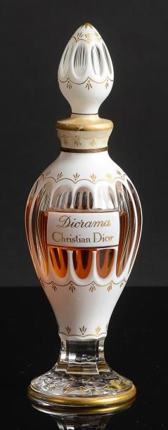 CHRISTIAN DIOR «Diorama» - (1949) Même modèle de flaconnage que celui du lot précédent,...