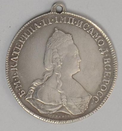 null Médaille en argent au profil de Catherine II, impératrice de Russie. La représentant...