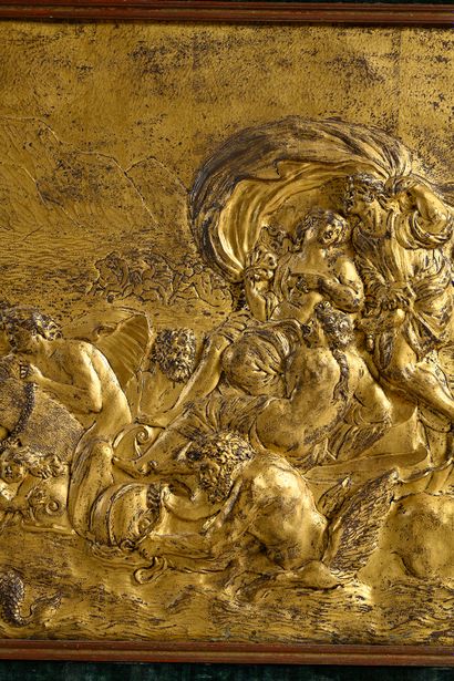 null Triomphe d'Amphitrite en cuivre repoussé et doré.
Fin du XVIIIe siècle
H. :...