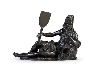 null Two river deities
Bronze
Italy, XVII century.
H. 12 cm. L. 17,5 cm. each.