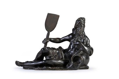 null Deux divinités fluviales
Bronze
Italie, XVII siècle.
H. 12 cm. L. 17,5 cm. ...