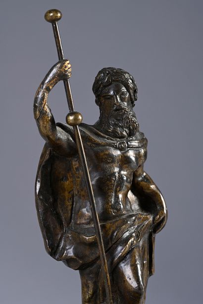 D'après Jacopo Sansovino Poséidon
Bronze patiné.
Italie, fin du XVIe siècle.
H. 13,5...