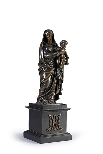 D'après François Girardon (1628-1715) Vierge à l'enfant.
Bronze patiné.
France XVIIIe...