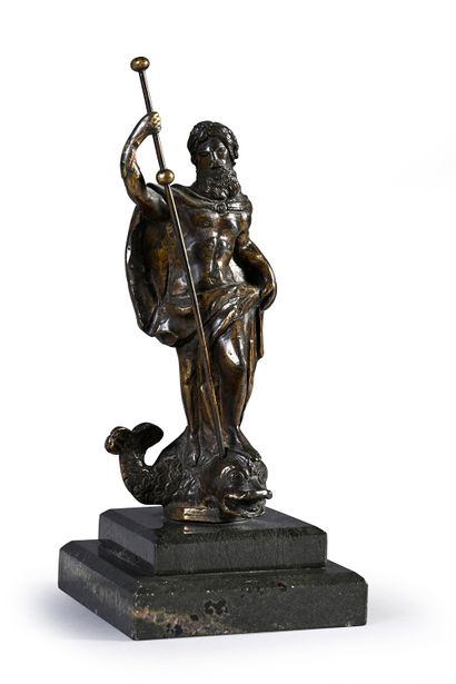 D'après Jacopo Sansovino Poséidon
Bronze patiné.
Italie, fin du XVIe siècle.
H. 13,5...