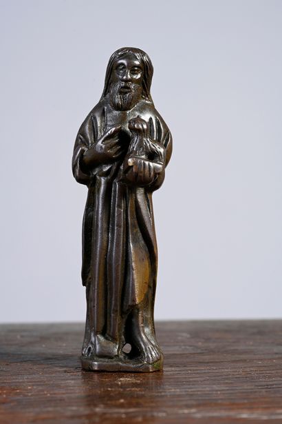 null Saint Jean Baptiste en bronze, fonte creuse. Debout, il tient l'agneau sur son...